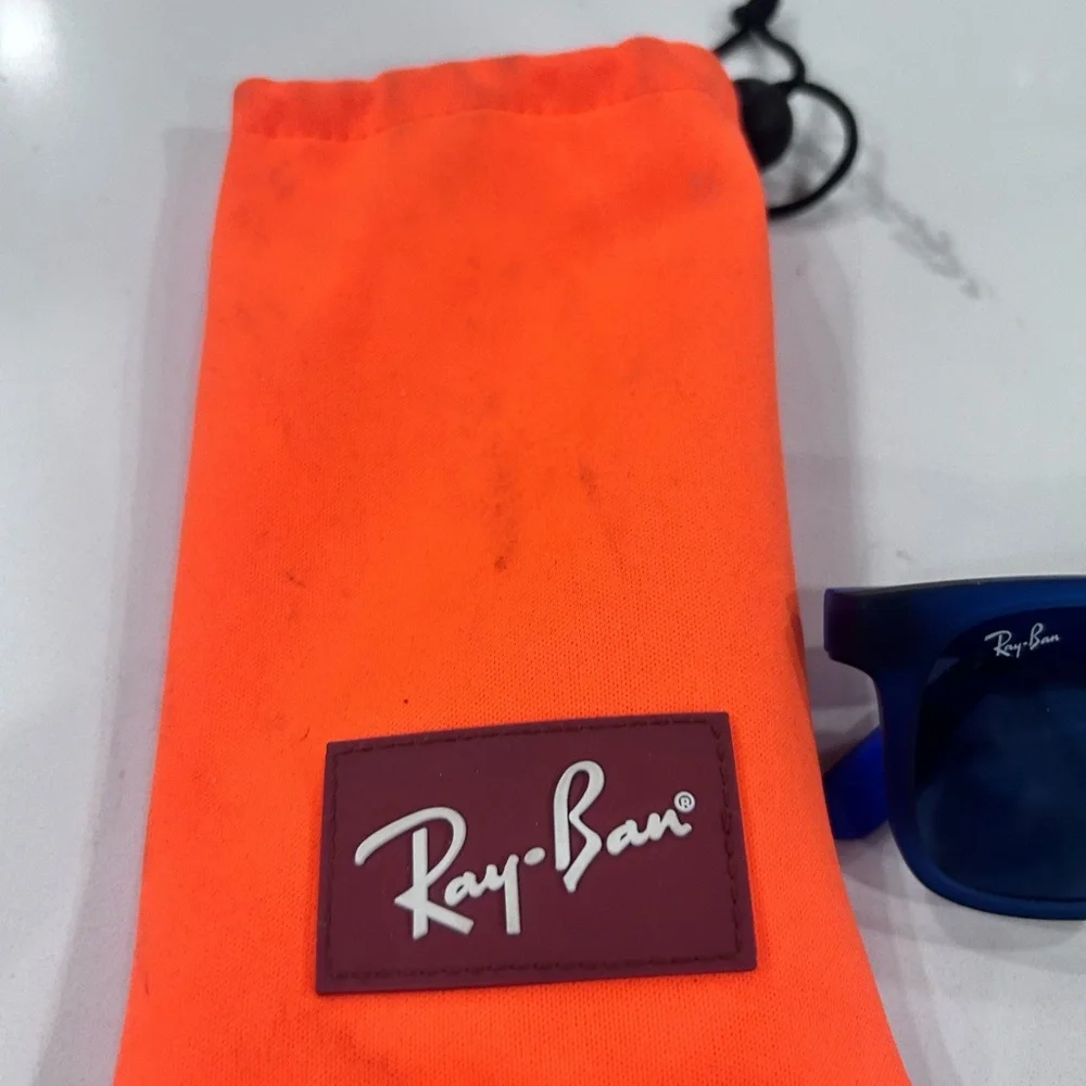 Ray-Ban Vibrant Orange Pouch with Navy Sunglasses